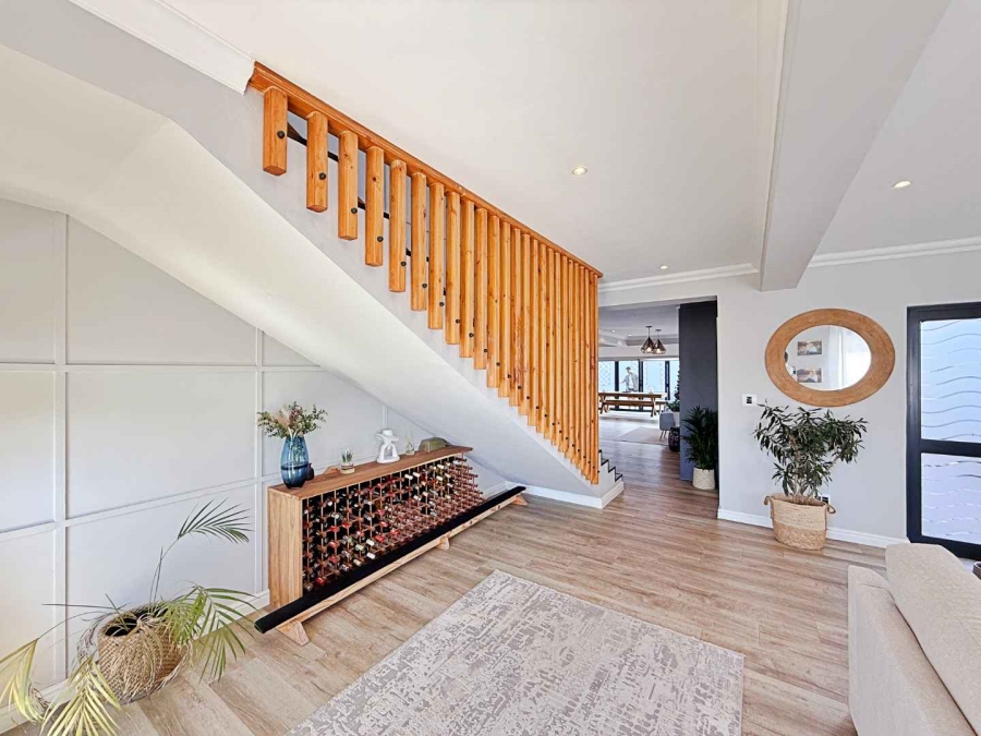 4 Bedroom Property for Sale in Calypso Beach Western Cape